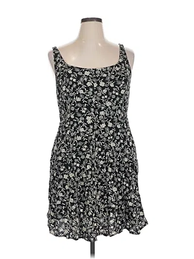 Pre-owned Old Navy Casual Dress In Black