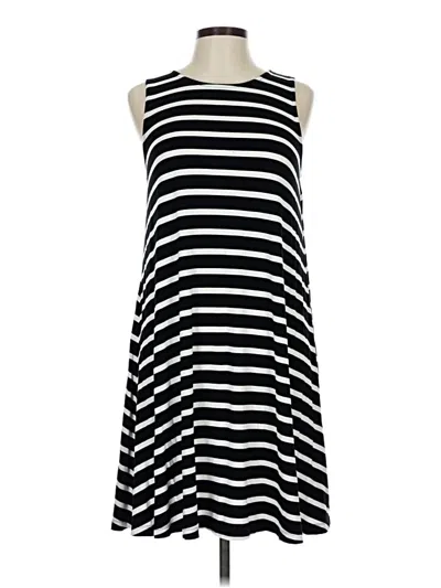 Pre-owned Old Navy Casual Dress In Black