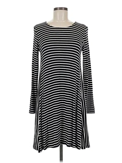 Pre-owned Old Navy Casual Dress In Black