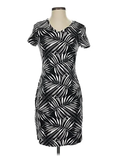 Pre-owned Old Navy Casual Dress In Black