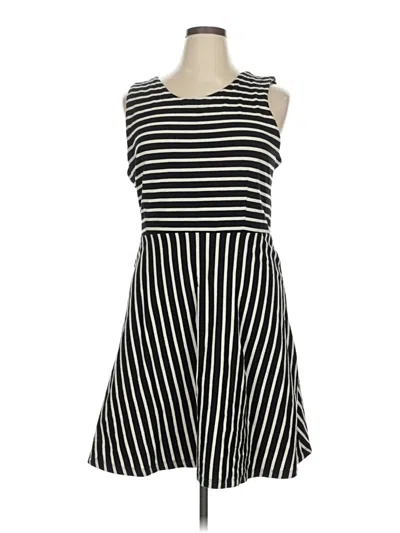 Pre-owned Old Navy Casual Dress In Black