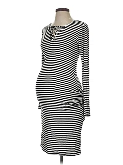 Pre-owned Old Navy Casual Dress In Black