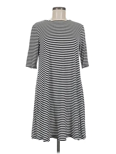 Pre-owned Old Navy Casual Dress In Black