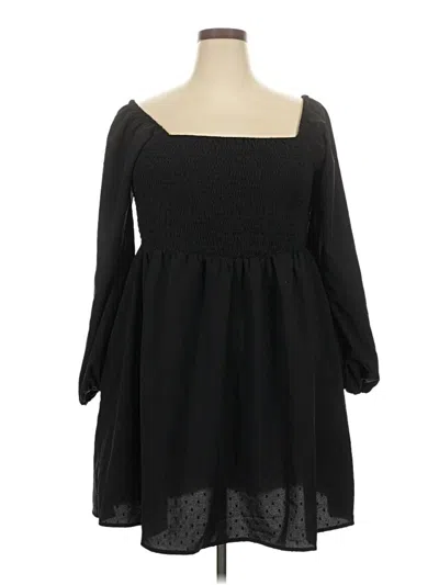 Pre-owned Old Navy Casual Dress In Black