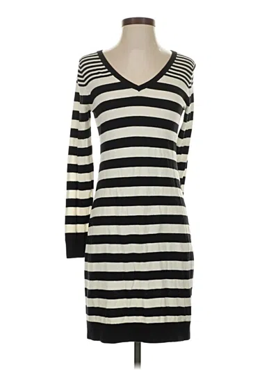 Pre-owned Old Navy Casual Dress In Black