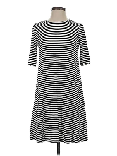 Pre-owned Old Navy Casual Dress In Black