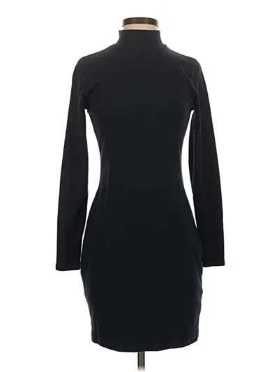 Pre-owned Old Navy Casual Dress In Black