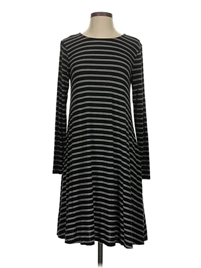 Pre-owned Old Navy Casual Dress In Black