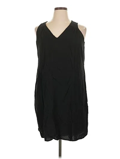 Pre-owned Old Navy Casual Dress In Black