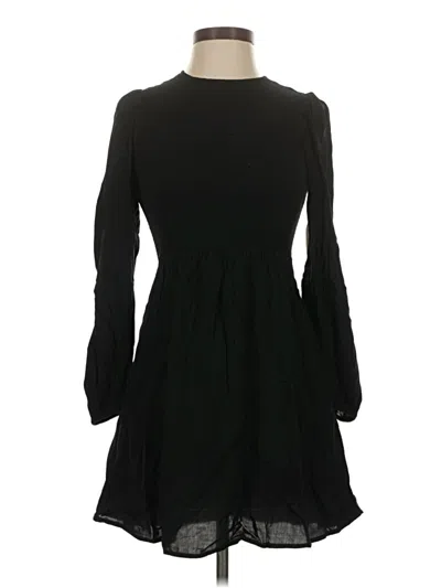 Pre-owned Old Navy Casual Dress In Black