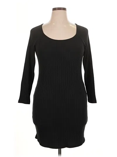 Pre-owned Old Navy Casual Dress In Black