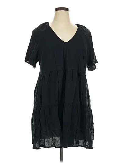 Pre-owned Old Navy Casual Dress In Black
