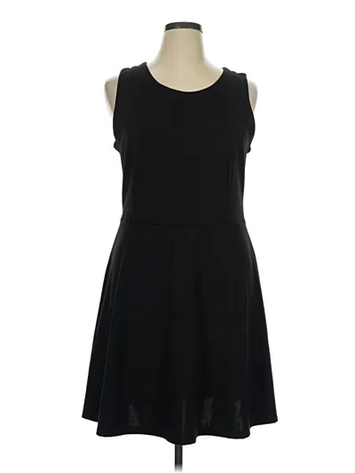 Pre-owned Old Navy Casual Dress In Black