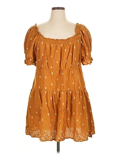 Pre-owned Old Navy Casual Dress In Brown