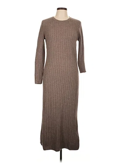 Pre-owned Old Navy Casual Dress In Brown