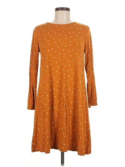 Pre-owned Old Navy Casual Dress In Brown