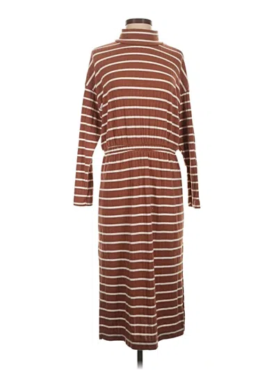Pre-owned Old Navy Casual Dress In Brown