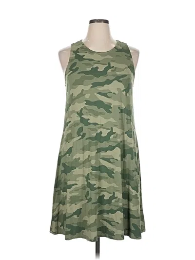 Pre-owned Old Navy Casual Dress In Green