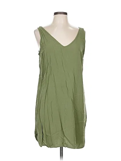 Pre-owned Old Navy Casual Dress In Green