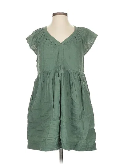 Pre-owned Old Navy Casual Dress In Green