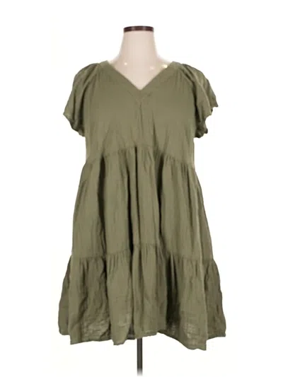 Pre-owned Old Navy Casual Dress In Green
