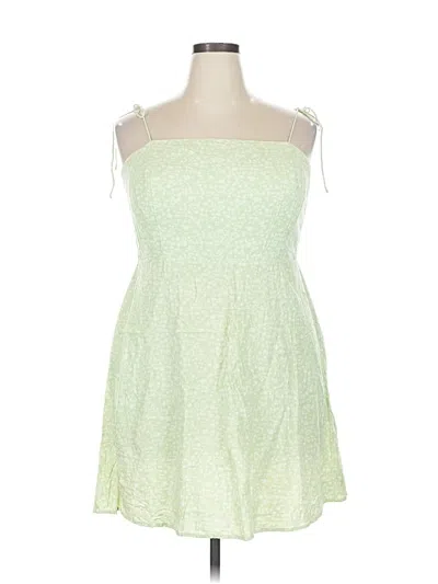 Pre-owned Old Navy Casual Dress In Green