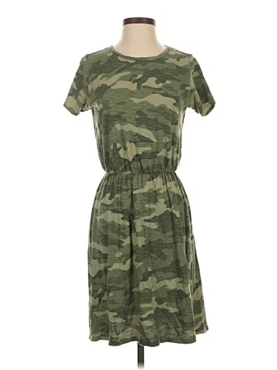 Pre-owned Old Navy Casual Dress In Green
