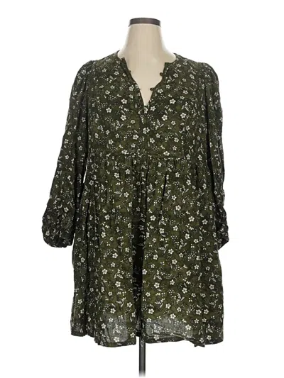 Pre-owned Old Navy Casual Dress In Green