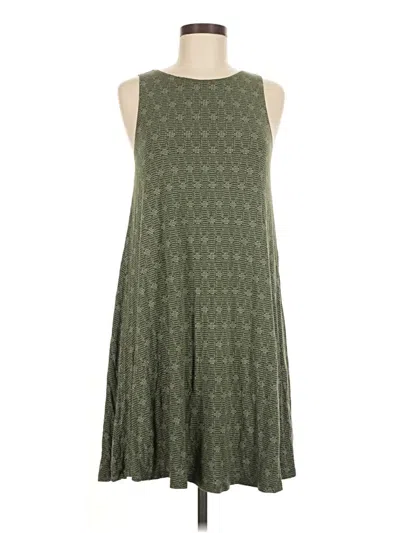 Pre-owned Old Navy Casual Dress In Green