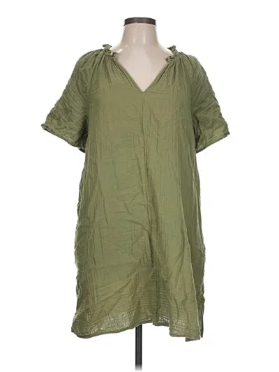 Pre-owned Old Navy Casual Dress In Green