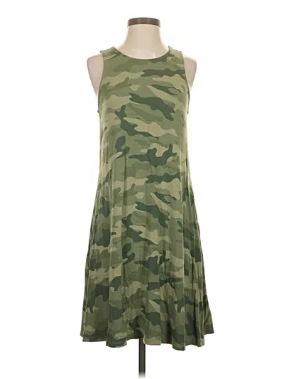 Pre-owned Old Navy Casual Dress In Green