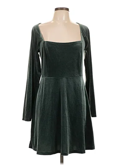 Pre-owned Old Navy Casual Dress In Green