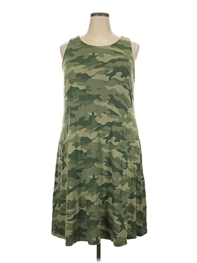Pre-owned Old Navy Casual Dress In Green