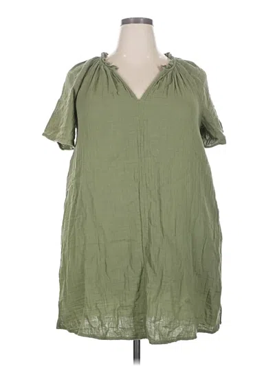 Pre-owned Old Navy Casual Dress In Green