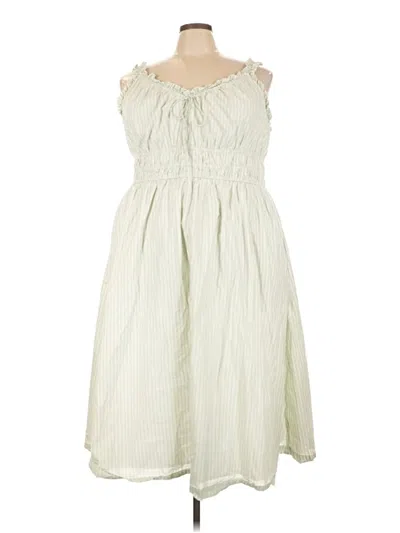 Pre-owned Old Navy Casual Dress In Green