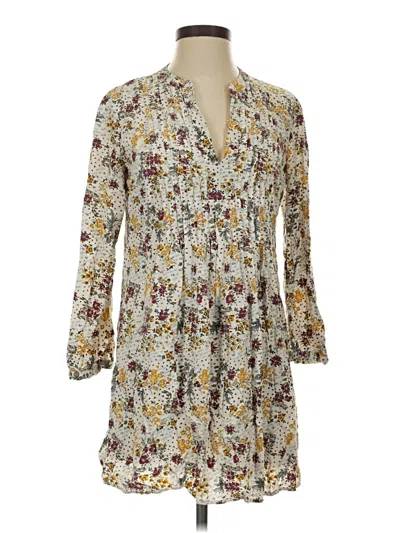 Pre-owned Old Navy Casual Dress In Ivory