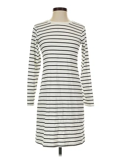 Pre-owned Old Navy Casual Dress In Ivory