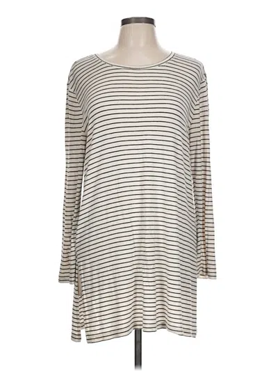 Pre-owned Old Navy Casual Dress In Ivory