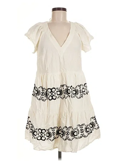 Pre-owned Old Navy Casual Dress In Ivory