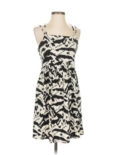 Pre-owned Old Navy Casual Dress In White