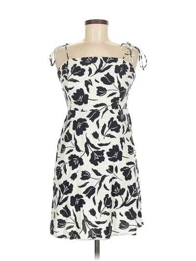 Pre-owned Old Navy Casual Dress In White