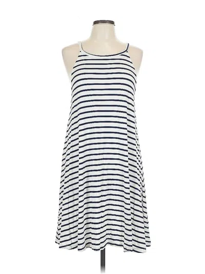 Pre-owned Old Navy Casual Dress In White