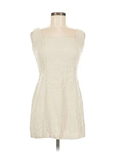 Pre-owned Old Navy Casual Dress In White