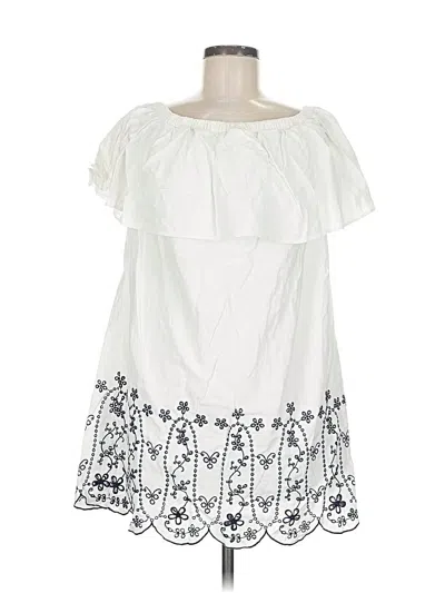 Pre-owned Old Navy Casual Dress In White