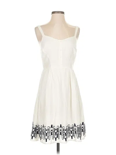 Pre-owned Old Navy Casual Dress In White