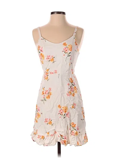 Pre-owned Old Navy Casual Dress In White