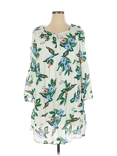 Pre-owned Old Navy Casual Dress In White