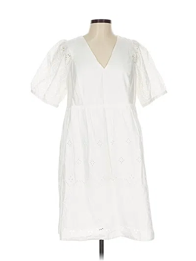 Old Navy Casual Dress In White