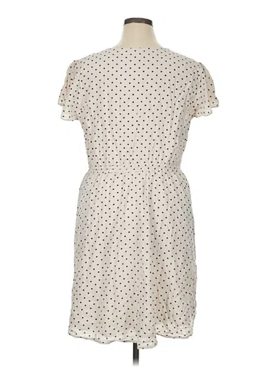 Pre-owned Old Navy Casual Dress In White