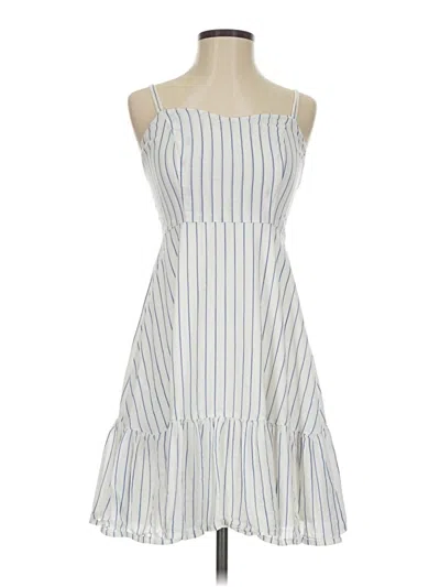 Pre-owned Old Navy Casual Dress In White